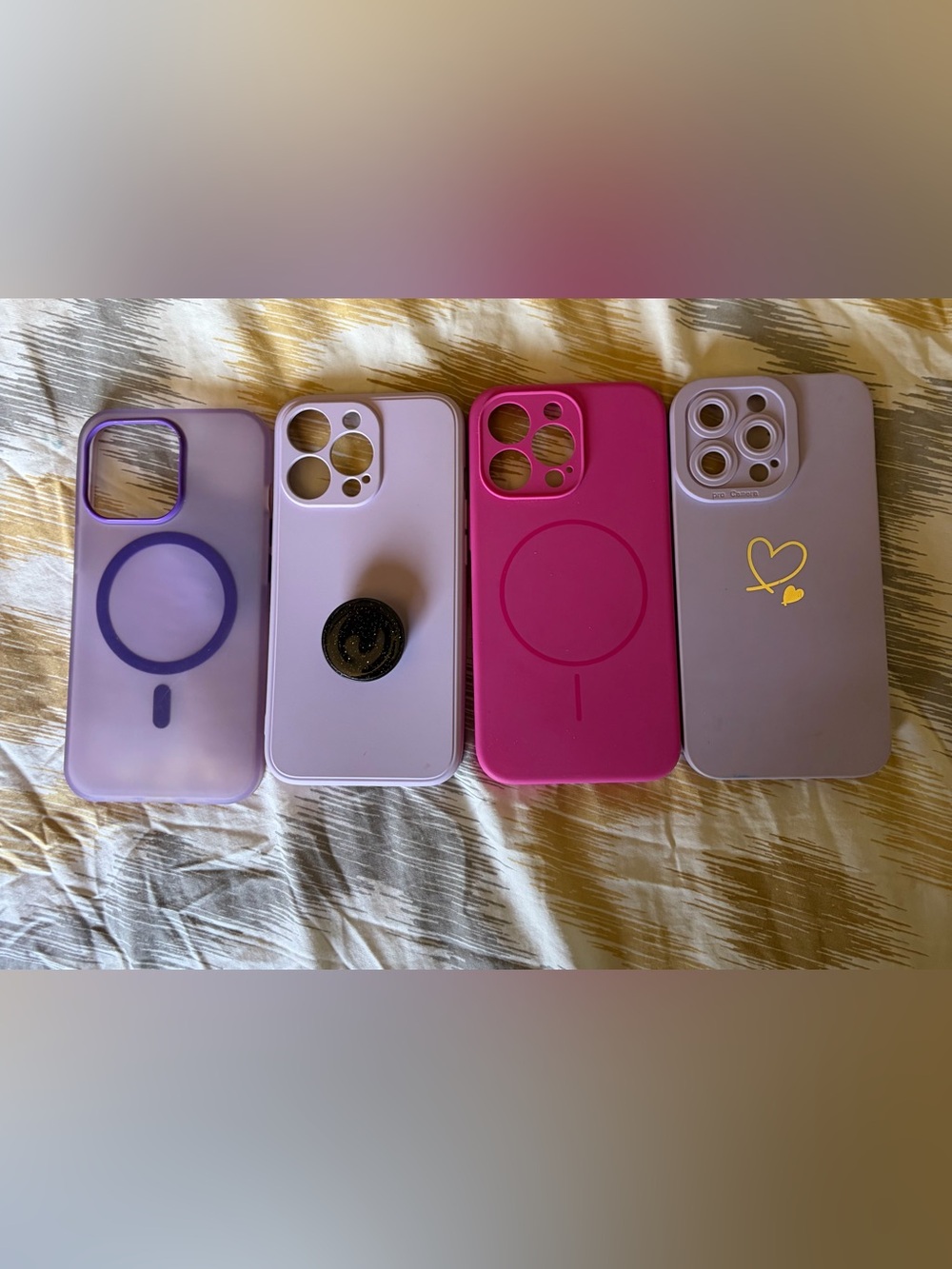 Bundle of iPhone 13 Pro phone cases